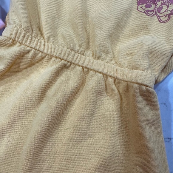 2T Minnie Mouse bundle - Picture 2 of 4